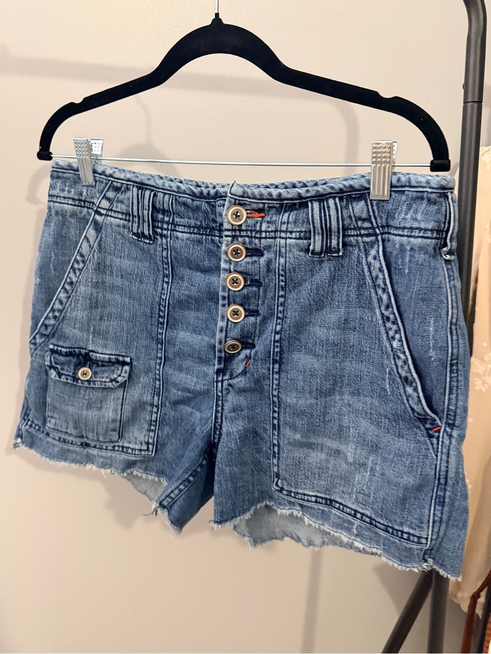 Pilcro Light Blue Button-Front Denim Shorts the Wanderer